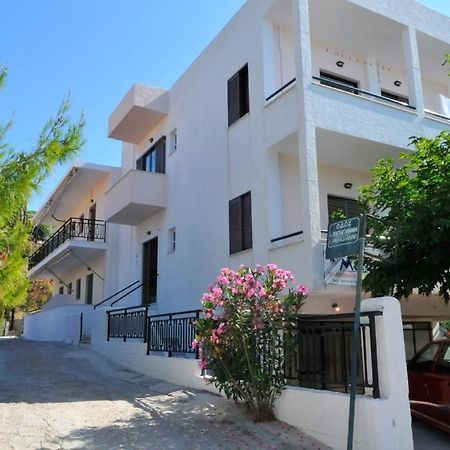 Maria Studios Agia Marina  Exterior photo